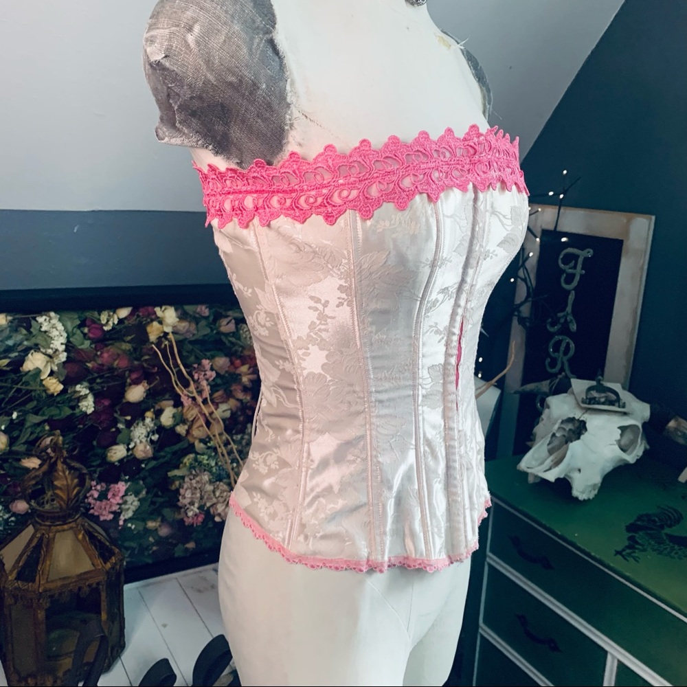 Pink Corset - Picture 5 of 12